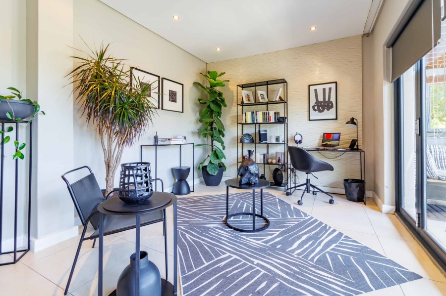 3 Bedroom Property for Sale in Sea Point Western Cape